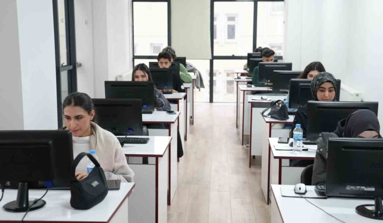 elazigda-ucretsiz-bilgisayarli-muhasebe-egitimi-firsati-aixbsH5W.jpg