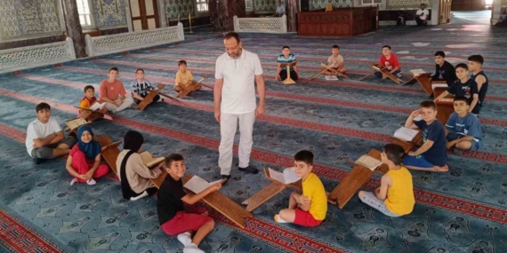 Elazığ'da Yaz Kur'an Kursları: Etkinlikler Devam Ediyor Elazığ’da Yaz Kur’an Kursları: Etkinlikler Devam Ediyor