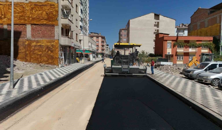 elazigda-yol-yenileme-calismalarinda-yeni-gelismeler-TBSlJNCT.jpg