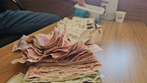 elazigda-zabita-ekiplerinden-dilenciyle-mucadele-operasyonu-nWHdCQPr.jpg