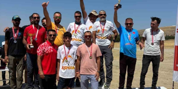 Elazığ’ın Yamaç Paraşütü ile Fırtına Gibi Yükselişi