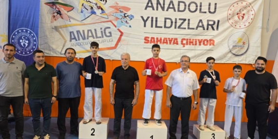 Elazığlı Sporcu, Karate'de Türkiye İkinciliğini Kazandı! Elazığlı Sporcu, Karate’de Türkiye İkinciliğini Kazandı!