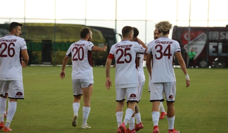 elazigsporun-amasyaspor-fk-ile-son-hazirlik-macindaki-mucadelesi-ERDVz3pc.jpg