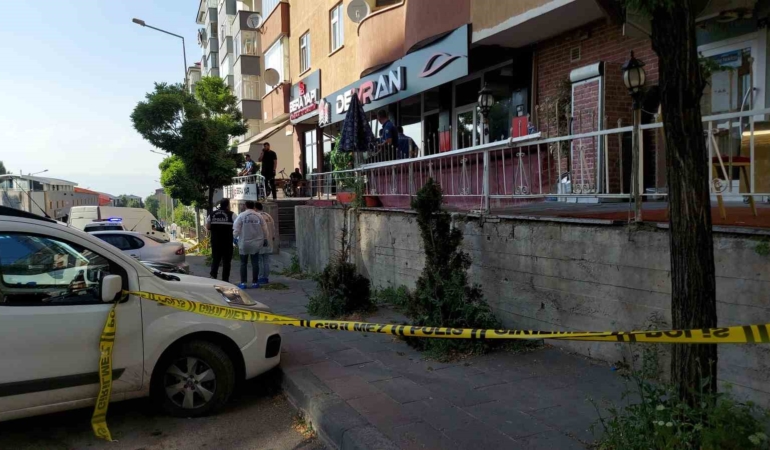 erzurumda-silahli-saldiri-isyeri-hedef-alindi-2-kisi-yaralandi-YiNBbwpJ.jpg