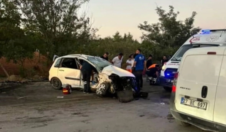 gaziantepte-feci-trafik-kazasi-1-olu-3-yarali-Ep6MzQ5D.jpg