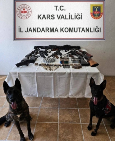 kagizmanda-gizemli-silah-ve-muhimmat-operasyonu-ayrintilar-ortaya-cikiyor-ZdIC9taV.jpg