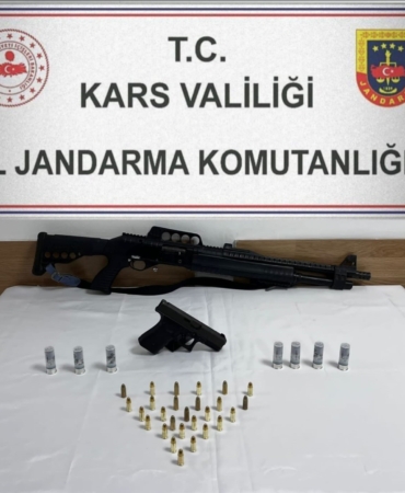 karsta-jandarmanin-silah-operasyonu-guvenlik-guclerinin-basarili-mudahalesi-KiWRveBd.jpg