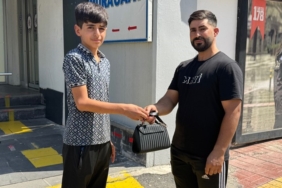 kucuk-ama-buyuk-yurekli-kendisiyle-tanisin-9InGGEkX.jpg