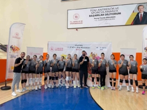 malatya-kadin-voleybol-takimi-turkiye-finallerinde-zafer-icin-mucadele-ediyor-epOYeWTd.jpg