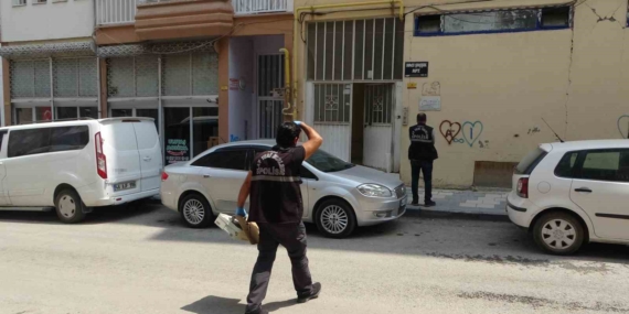 Malatya'da 89 Yaşındaki Adamın Evinde Gizemli Ölümü Malatya’da 89 Yaşındaki Adamın Evinde Gizemli Ölümü