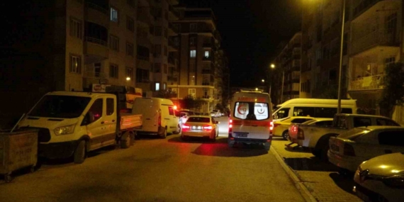Malatya'da Gizemli Ölüm: Yarı Çıplak Bulunan Yaşlı Kadının Sırları Malatya’da Gizemli Ölüm: Yarı Çıplak Bulunan Yaşlı Kadının Sırları