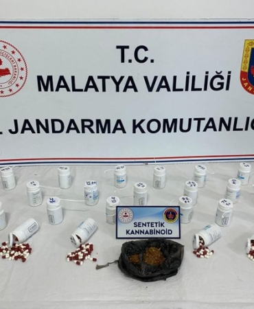 malatyada-jandarmadan-uyusturucu-operasyonu-suclulara-goz-actirmayan-mudahale-PxTU4zUY.jpg