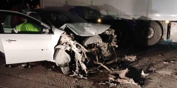 Malatya'da Tır ve Otomobil Çarpıştı: Üç Yaralı Yaşam Mücadelesi Veriyor Malatya’da Tır ve Otomobil Çarpıştı: Üç Yaralı Yaşam Mücadelesi Veriyor