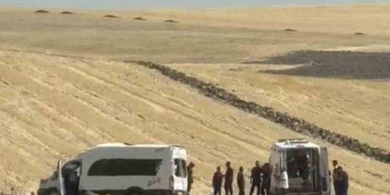 Malazgirt Yolunda Meydana Gelen Kaza: 1'i Ağır 10 Yaralı Malazgirt Yolunda Meydana Gelen Kaza: 1’i Ağır 10 Yaralı