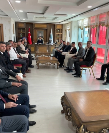 malazgirtte-cosku-dolu-30-agustos-zafer-bayrami-kutlamalari-VA4HZLHy.jpg