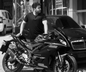 motosiklet-tutkununun-hayatini-kaybettigi-kaza-kask-kamerasinda-canli-sekilde-yansitildi-TY2mDQrB.jpg