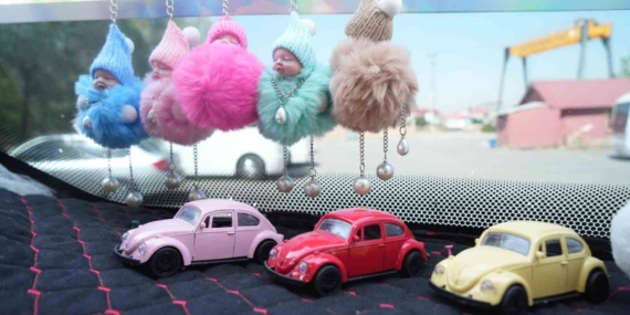 Muş’ta Çocukların Gözdesi: Oyuncaklı Otobüs Büyük İlgi Görüyor