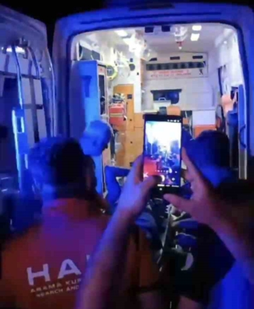 musun-daglik-alaninda-ayagi-kirilan-genc-kurtarildi-kahramanlar-kurtarma-operasyonunda-5uRsOAr8.jpg