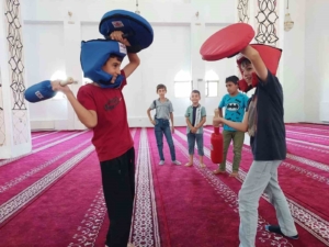 renkli-etkinliklerle-dolu-yaz-kuran-kursu-muhtesem-bir-sekilde-tamamlandi-aFpkMMwA.jpg