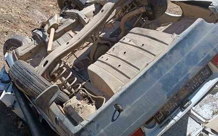 sarampole-devrilen-otomobil-3-cocukla-birlikte-8-yarali-5Ys3TfbE.jpg