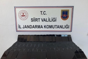 siirtte-10-milyon-lira-degerinde-kacak-cep-telefonu-operasyonu-XWvTx2N3.jpg