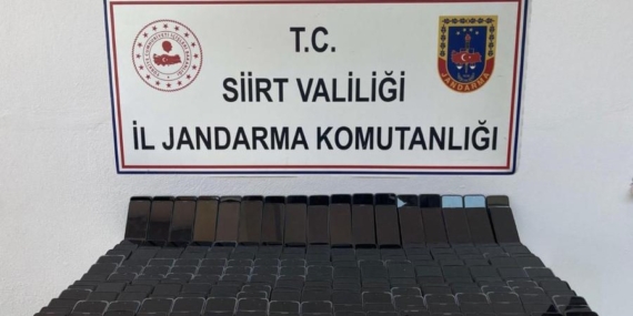 Siirt'te 10 Milyon Lira Değerinde Kaçak Cep Telefonu Operasyonu Siirt’te 10 Milyon Lira Değerinde Kaçak Cep Telefonu Operasyonu