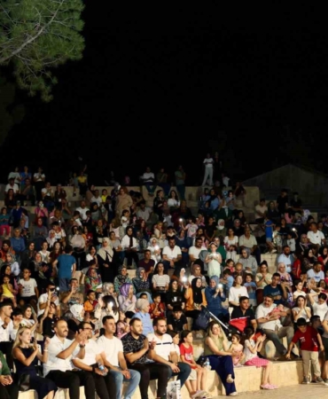 siirtte-halk-konseri-cosku-dolu-bir-gece-ROjMyO5D.jpg