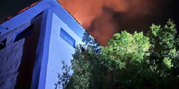 Siirt'te Trafo Yangını: Paniğe Neden Olan Olay Siirt’te Trafo Yangını: Paniğe Neden Olan Olay