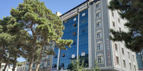 Tatvan Otellerinde Zirve Dolu Konaklama Deneyimi Tatvan Otellerinde Zirve Dolu Konaklama Deneyimi