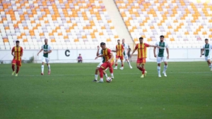tff-2-ligde-sok-sonuc-yeni-malatyaspor-0-bursaspor-8-FT7vCJPe.jpg