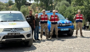 tuncelide-jandarma-ekiplerinden-orman-yanginlarina-karsi-anonslu-uyari-dogamizi-koruyalim-g5HBzNeA.jpg