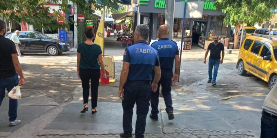 Tunceli'de Kaldırım İşgali Denetimi: 9 Esnafa Uygulanan Para Cezaları Tunceli’de Kaldırım İşgali Denetimi: 9 Esnafa Uygulanan Para Cezaları