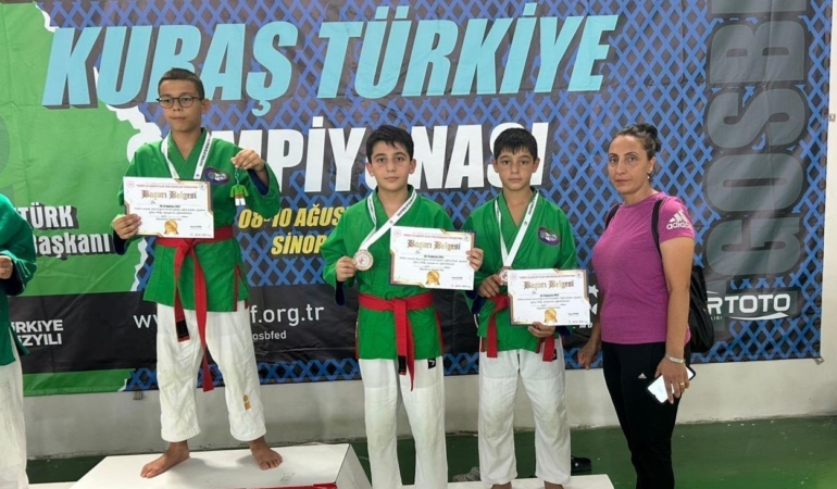 umuthan-yagci-genc-sporcu-madalyaya-uzandi-8KDCkMl1.jpg