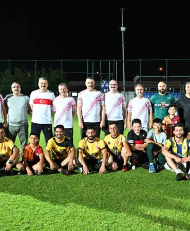 yesil-sahada-renklerin-bulusmasi-bir-futbol-hikayesi-qXOlJI5d.jpg