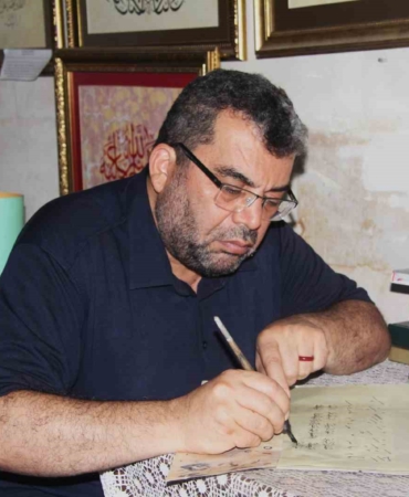 40-yildir-ask-ile-eserlerini-sunan-usta-sanatci-1hNphWkF.jpg