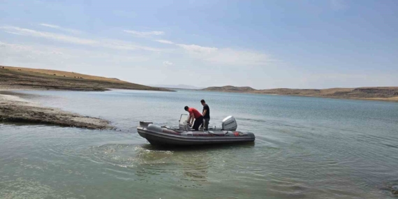 Ağrı'da 14 Yaşındaki Çocuk Kayboldu: Arama Çalışmaları Devam Ediyor Ağrı’da 14 Yaşındaki Çocuk Kayboldu: Arama Çalışmaları Devam Ediyor