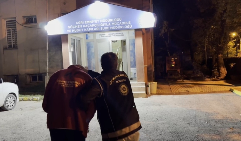 agrida-duzensiz-gocmenlere-yonelik-operasyonda-1-sahis-tutuklandi-organizasyon-agi-cozuldu-FahEO3RB.jpg