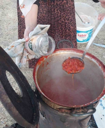 agrida-kadinlarin-kis-icin-menemen-hazirlama-gelenegi-basladi-QvEgZSqE.jpg