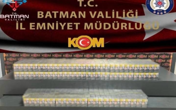 batmanda-dev-kacak-sigara-operasyonu-yuzlerce-koli-ele-gecirildi-CFOLFVjj.jpg