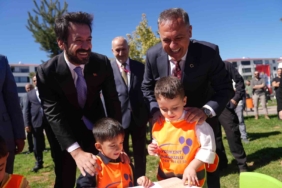 bingolde-baslayan-bir-anadolu-senligi-coskusu-DEZaB8NH.jpg