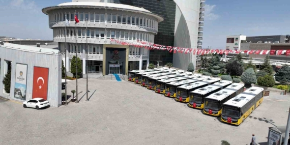 Büyükşehir Belediyesi Otobüs Filosunu Yeniliklerle Güçlendiriyor Büyükşehir Belediyesi Otobüs Filosunu Yeniliklerle Güçlendiriyor
