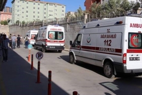 cami-terasindan-dusen-yasli-adam-isik-hadisesini-izlerken-hayatini-kaybetti-sn9PfhrW.jpg