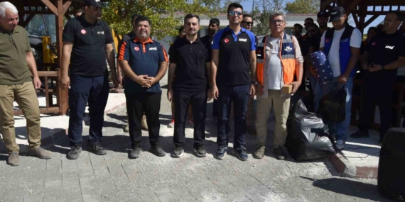 Dicle Gençlik Kampı'nda Unutulmaz Destek AFAD Gönüllüsü Etkinliği! Dicle Gençlik Kampı’nda Unutulmaz Destek AFAD Gönüllüsü Etkinliği!