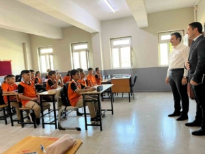 diclede-2023-2024-egitim-ogretim-yili-basladi-ilk-ders-zili-caldi-tiuhWKsG.jpg