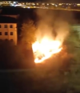 diyarbakir-dugununde-havai-fisekler-yangin-cikardi-msgElZPm.jpg