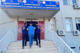 diyarbakirda-20-yila-kadar-hapis-cezasi-alan-40-kisi-yakalandi-WjBFYVPb.jpg