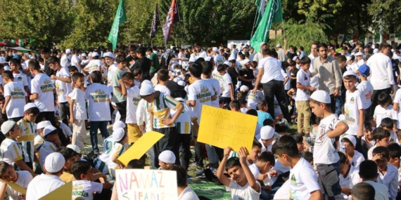 Diyarbakır'da Hayat Namazla Güzel Etkinliği: Maneviyatın Buluşma Anı Diyarbakır’da Hayat Namazla Güzel Etkinliği: Maneviyatın Buluşma Anı