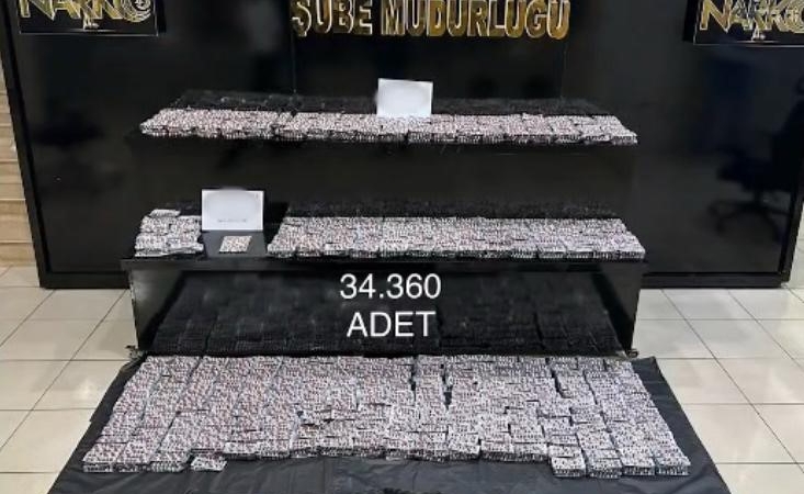 diyarbakirda-tarihi-uyusturucu-operasyonu-34-bin-hap-ve-2-kilo-kokain-ele-gecirildi-WKwufY6W.jpg