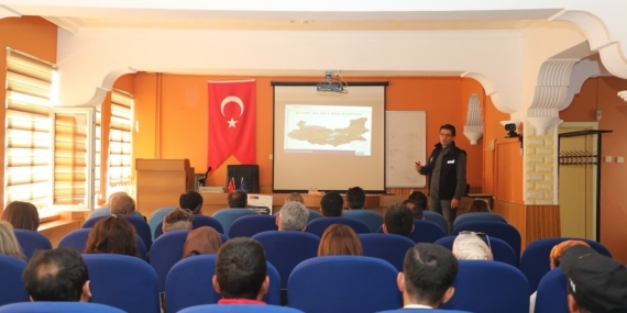 Elazığ'da Afet Riskini Azaltma ve İklim Değişikliğine Uyum Eğitimine Yenilikçi Yaklaşımlar Elazığ’da Afet Riskini Azaltma ve İklim Değişikliğine Uyum Eğitimine Yenilikçi Yaklaşımlar