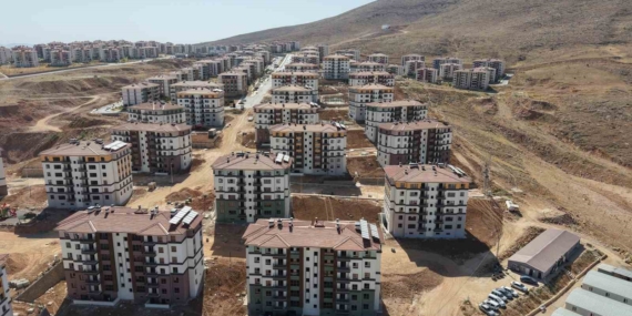Elazığ'da Deprem Konutlarının Tamamlanmasında İvme: Yüzde 90'a Ulaşıldı Elazığ’da Deprem Konutlarının Tamamlanmasında İvme: Yüzde 90’a Ulaşıldı